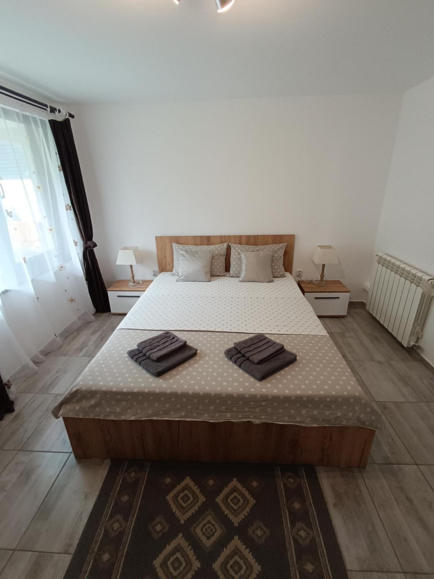 Rio Rooms Baile Herculane Exterior photo